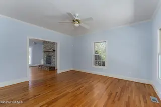2689 Sloop Point Loop Road, Hampstead, NC 28443 – photo 18: family-room-01a