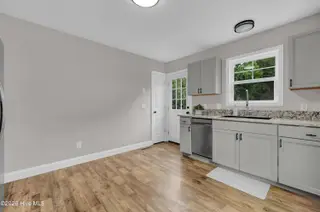 517 S 9th Street, Wilmington, NC 28401 – photo 8