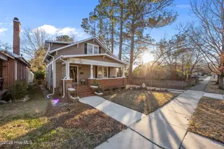 1811 Spencer Avenue, New Bern, NC 28560 – photo 7: 3-web-or-mls-0C0A0369