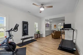 1801 Clubhouse Drive, Morehead City, NC 28557 – photo 10: 10-web-or-mls-1S3A8961