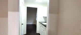 437 Biscayne Drive, Wilmington, NC 28411 — 4-bedroom home in Bayshore Estates, Wilmington, NC, photo 7 of 20: mudroom