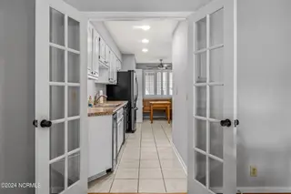 1714 Deerfield Drive SW Apt 2, Ocean Isle Beach, NC 28469 — 2-bedroom condo in Brick Landing, Ocean Isle Beach, NC, photo 14 of 39: 1714_Deerfield_Apt2-13