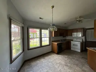350 Lee Drive, Havelock, NC 28532 – photo 5: Dining Room 1