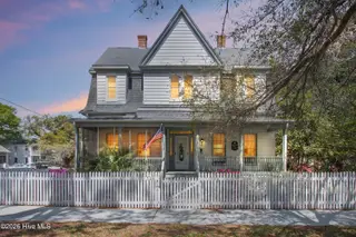 301 E Moore Street, Southport, NC 28461 – photo 2: 301EMooreSt - 4