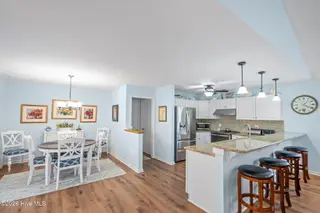 117 Lighthouse Drive, Carolina Beach, NC 28428 – photo 14: 33-web-or-mls-DSC05415