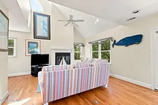 101 Wyndward Court, Emerald Isle, NC 28594 – photo 20: 101 Wyndward Court