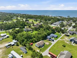202 Willis Drive, Harkers Island, NC 28531 – photo 16: 18-web-or-mls-202 Willis Dr 018_edit