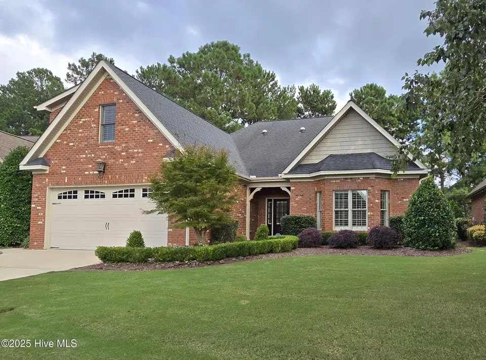 3633 Prestwick Place, Greenville, NC 27834 – photo 1 of 42: main