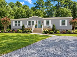 9115 E Calabash Drive SW, Calabash, NC 28467 — 3-bedroom manufactured home in Bonaparte Retreat, Calabash, NC, photo 2 of 27