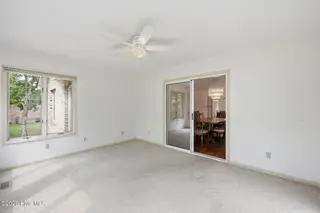 900 Crane Drive, New Bern, NC 28560 – photo 10: 25-web-or-mls-0C0A1275