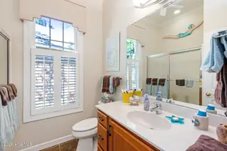 122 Belmont Court, Southern Pines, NC 28387 – photo 18: hall-bath1
