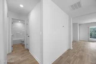463 Hinton Lane SW 40, Ocean Isle Beach, NC 28469 – photo 12: 13_hallway