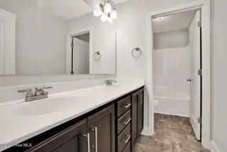 1140 Forest Bend Drive NW, Calabash, NC 28467 – photo 16: bth