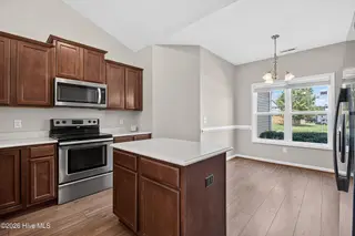 238 Seville Street, Jacksonville, NC 28546 — 3-bedroom home in Carolina Plantations, Jacksonville, NC, photo 11 of 35