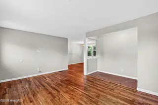 504 Clyde Drive, Jacksonville, NC 28540 – photo 4: 01-6