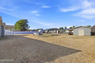 111 Raven Ridge Drive, Goldsboro, NC 27530 — 3-bedroom home in Eagles Pointe, Goldsboro, NC, photo 6 of 29: 06-111 Raven Ridge Dr-6