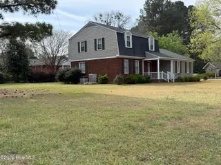 907 Chestnut Drive, Smithfield, NC 27577 – photo 4: IMG_9430