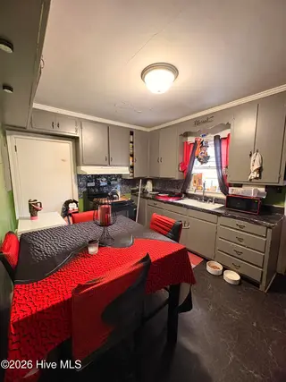1403 Westwood Avenue W, Wilson, NC 27893 – photo 7: IMG_1510