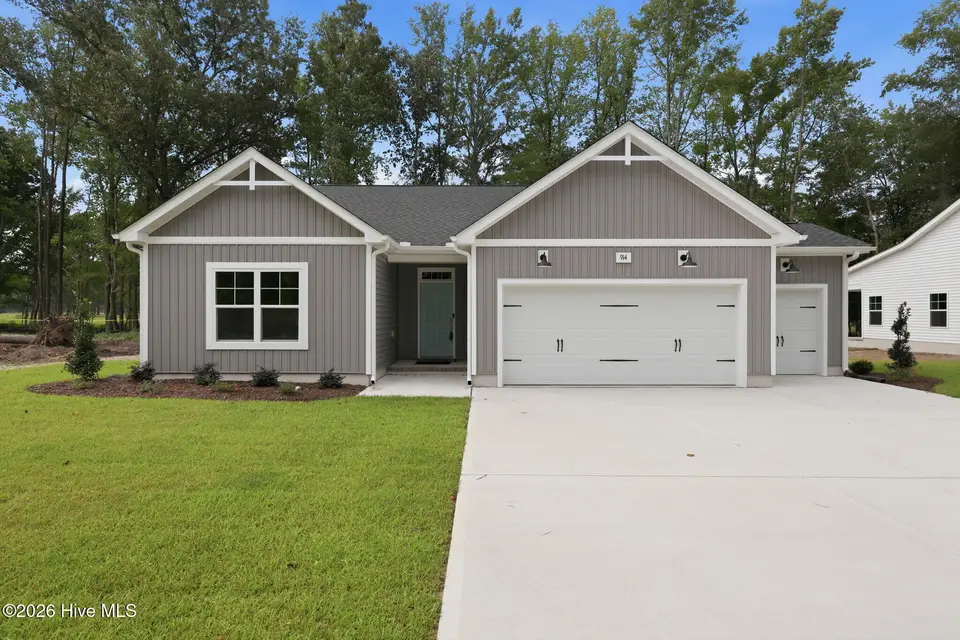 914 Rialto Lane, Ayden, NC 28513 – photo 1 of 47: 1-web-or-mls-BLS_0271