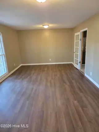 802 Eagle Road, Kinston, NC 28501 – photo 2: 20260314_151954