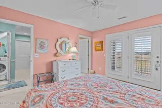 758 Ocean Boulevard W, Holden Beach, NC 28462 – photo 15: 16-web-or-mls-BTS09538