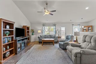 453 Old Charleston Drive SE, Bolivia, NC 28422 — 3-bedroom home in Brookstone, Bolivia, NC, photo 10 of 46: 12-web-or-mls-BTS07319