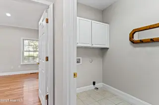 151 NW 8th Street, Oak Island, NC 28465 – photo 12: 12-kahunaphoto.com (6 of 22)
