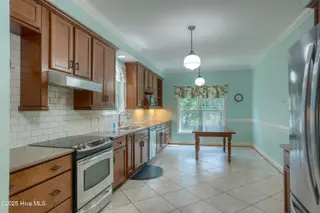 2790 Scotts Hill Loop Road, Wilmington, NC 28411 – photo 14: 2790 Scots Hill Loop - Interior - Edited