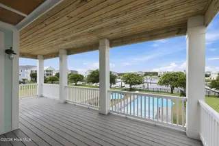 206 Back Street, Newport, NC 28570 – photo 11: 61-web-or-mls-590A3386