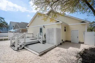 208 NE 52nd Street, Oak Island, NC 28465 – photo 7: 52-web-or-mls-DSC04437