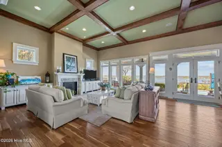 8404 Sound Drive, Emerald Isle, NC 28594 – photo 9: Living Area