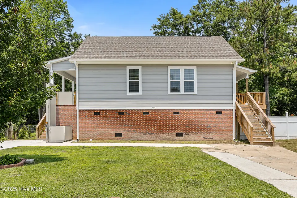 218 Spring Drive, Jacksonville, NC 28540 – photo 1 of 24: 02 (7)