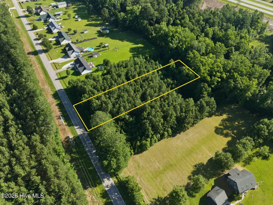 4940 Wilcox Road, New Bern, NC 28562 – photo 1 of 14: 17-web-or-mls-chadwick-visuals-4940-wilc