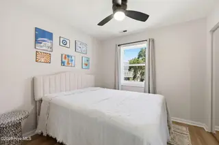 312 Channel Drive B, Emerald Isle, NC 28594 – photo 17: bedroom
