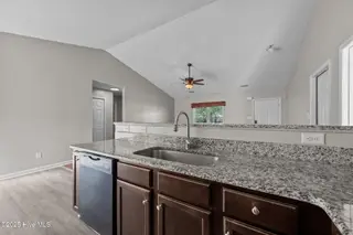 242 Sweet Gum Lane, Richlands, NC 28574 – photo 13: 39-web-or-mls-_RAD4256