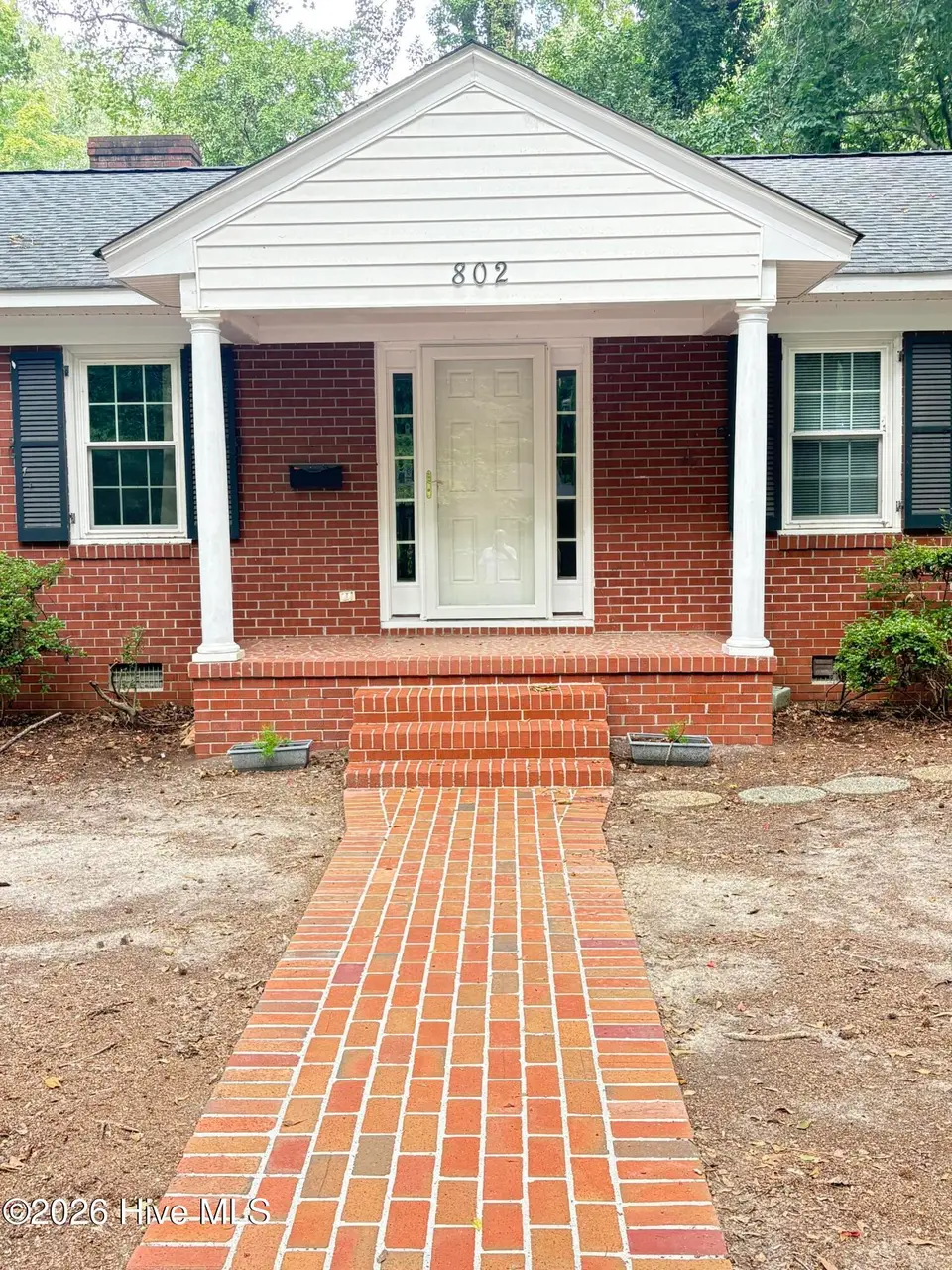 802 Forest Hill Circle, Greenville, NC 27858 – photo 1 of 31: Front