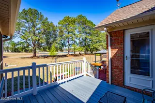 1205 Pelican Drive, New Bern, NC 28560 – photo 9: IMG_9354-HDR-Edit