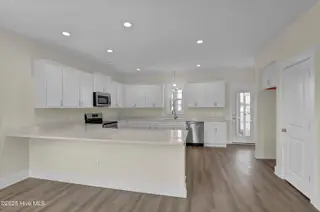 116 Talbert Drive, Rocky Point, NC 28457 – photo 3: 6G8A6801