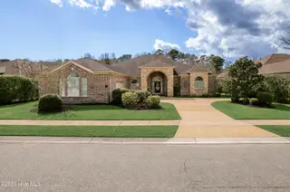 1092 Leesburg Drive, Leland, NC 28451 – photo 6: Front view green grass