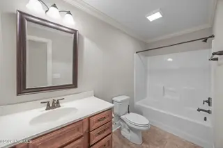 2019 Leighton Drive A, Greenville, NC 27834 – photo 23: 25-web-or-mls-BLS_0048