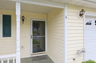 345 Carolina Pines Boulevard 6, New Bern, NC 28560 – photo 3: 3-web-or-mls-IMG_6855