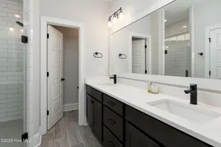 410 Trisail Terrace, Wilmington, NC 28412 – photo 21: bathroom-01a