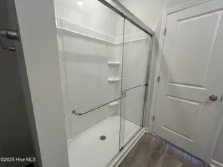560 Coronado Avenue SE 14, Leland, NC 28451 – photo 13: Walk-In Shower