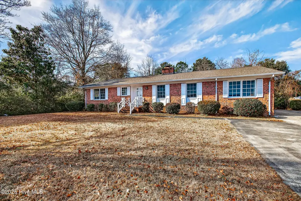 1007 Henderson Drive, Jacksonville, NC 28540 – photo 1 of 35: 00 (1)