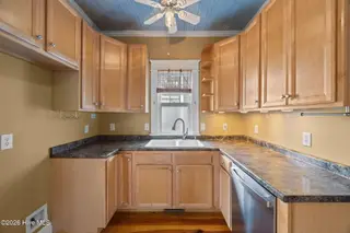 1614 Spencer Avenue, New Bern, NC 28560 – photo 19: 17-web-or-mls-0C0A7041