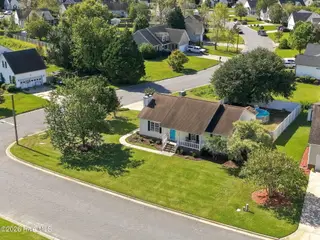 818 Winterfield Drive, Winterville, NC 28590 – photo 4: 7-web-or-mls-DJI_20260915105319_0013_D