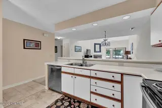 6106 Inland Greens Drive, Wilmington, NC 28405 – photo 8: img_7728