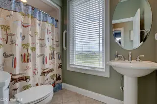 138 Topsail Road, North Topsail Beach, NC 28460 – photo 15: 017_p1655146_47_48_49_50_51_52