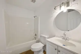 3833 Nc Hwy 903, Rose Hill, NC 28458 — 3-bedroom home, Rose Hill, NC, photo 23 of 33: Full Bath