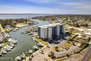 4425 Arendell Street 303 Harborside Club At 70 West, Morehead City, NC 28557 – photo 2: Harborside Club unit 303